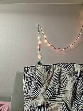 Snapshot of _Alice_0-0 chatting on October 2025 02:23:02 PM  Alice 0-0 online show from October 2025 02:23:02 PM