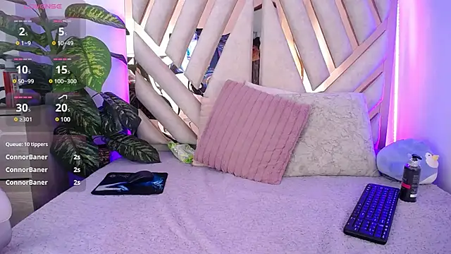 Snapshot of Camille_jhonson chatting on February 2025 04:33:01 PM Camille jhonson online show from February 2025 04:33:01 PM