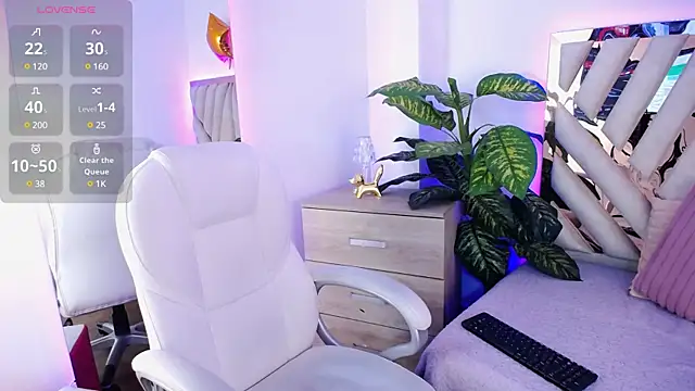 Snapshot of Camille_jhonson chatting on February 2025 10:57:01 AM Camille jhonson online show from February 2025 10:57:01 AM