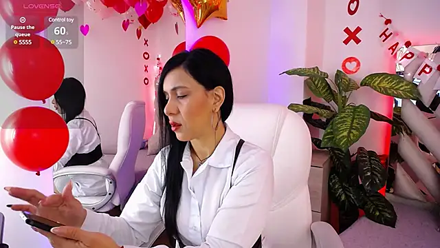 Snapshot of Camille_jhonson chatting on February 2025 10:26:02 AM Camille jhonson online show from February 2025 10:26:02 AM