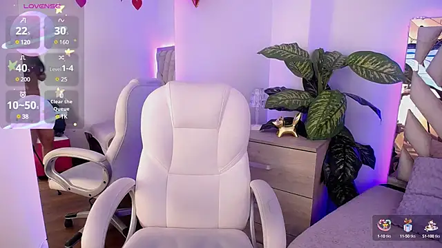 Snapshot of Camille_jhonson chatting on March 2025 10:24:01 AM Camille jhonson online show from March 2025 10:24:01 AM