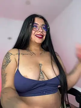 Snapshot of Devilsweet17 chatting on March 2026 08:58:02 PM Devilsweet17 online show from March 2026 08:58:02 PM