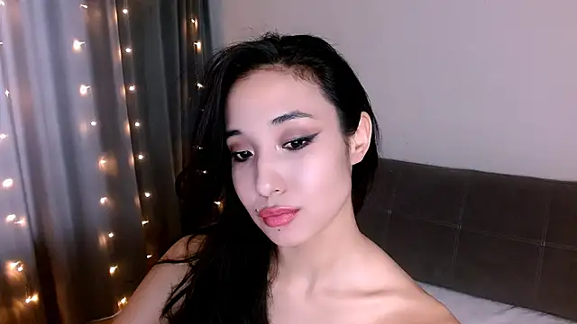 Snapshot of Li_noen chatting on February 2025 04:37:02 AM Li noen online show from February 2025 04:37:02 AM