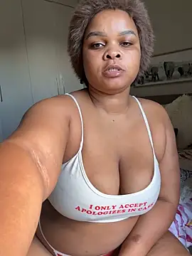 Snapshot of NaughtyKelly28 chatting on November 2025 01:21:02 PM NaughtyKelly28 online show from November 2025 01:21:02 PM