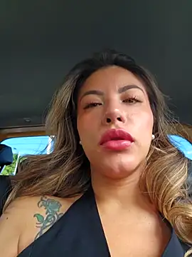 Karen San Miguel online show from November 2025 02:50:01 PM