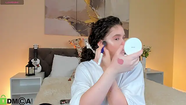 Ariella Sol online show from October 2025 01:28:01 AM