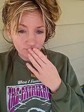 foreverzays online show from February 2025 06:04:01 PM