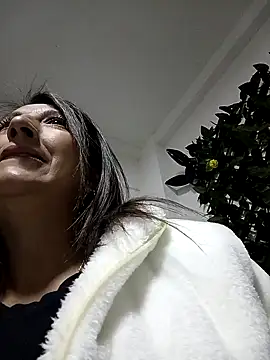 Snapshot of any_mour chatting on February 2025 03:47:01 PM any mour online show from February 2025 03:47:01 PM