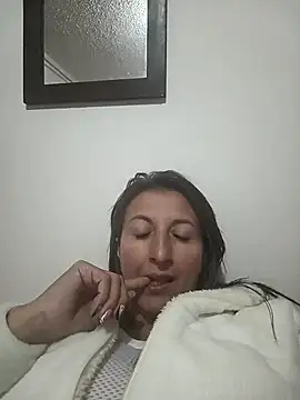 Snapshot of any_mour chatting on March 2025 02:53:02 AM any mour online show from March 2025 02:53:02 AM