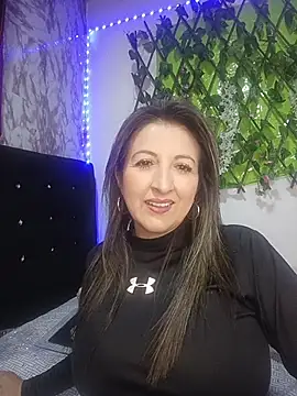 Snapshot of any_mour chatting on November 2025 04:18:02 PM any mour online show from November 2025 04:18:02 PM