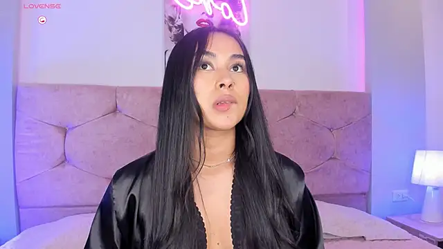 Cameliaa Smiith online show from December 2024 09:47:02 AM