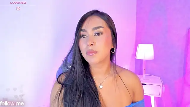 Snapshot of Cameliaa_Smiith chatting on April 2026 07:45:01 AM Cameliaa Smiith online show from April 2026 07:45:01 AM