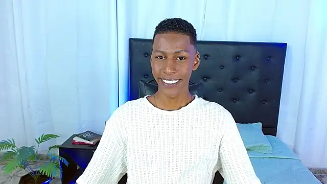 maiki18  online show from March 2026 08:48:01 PM