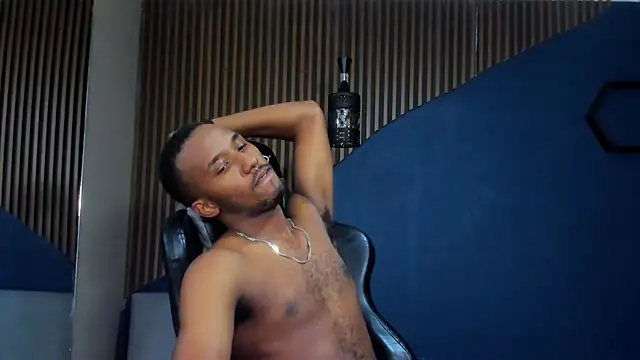 JamesParck online show from January 2025 06:41:02 PM