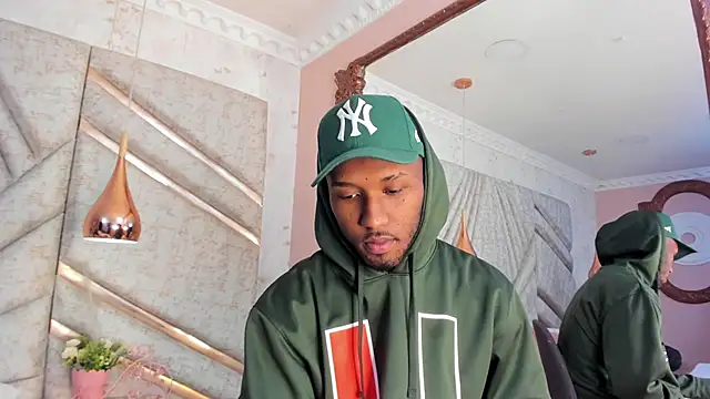 JamesParck online show from March 2025 12:04:02 PM