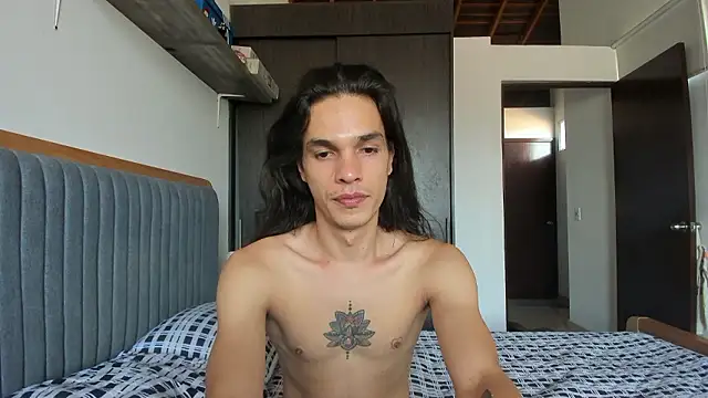 Snapshot of uglycoyote18 chatting on December 2024 05:22:02 PM uglycoyote18 online show from December 2024 05:22:02 PM