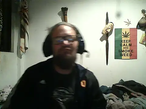 Snapshot of LECHEBALLS chatting on October 2025 01:52:02 AM LECHEBALLS online show from October 2025 01:52:02 AM