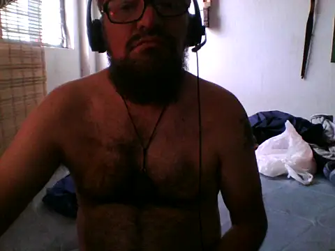 Snapshot of LECHEBALLS chatting on April 2026 08:17:01 PM LECHEBALLS online show from April 2026 08:17:01 PM