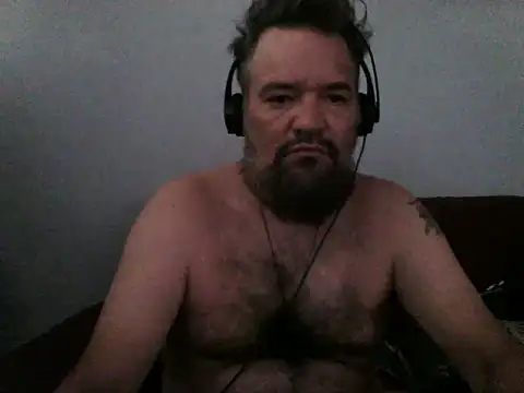 Snapshot of LECHEBALLS chatting on August 2026 06:00:01 PM LECHEBALLS online show from August 2026 06:00:01 PM