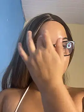 Lolacavalona online show from December 2024 09:28:02 PM