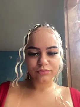 Lolacavalona online show from December 2024 02:08:02 PM