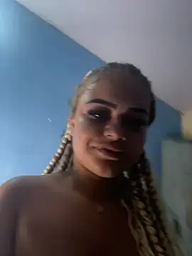 Lolacavalona online show from January 2025 09:30:02 PM