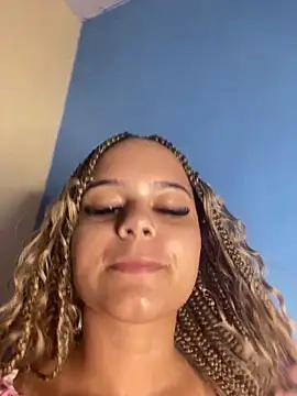 Lolacavalona online show from January 2025 09:50:01 PM