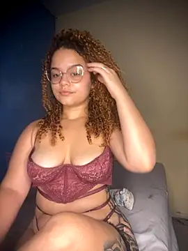 Lolacavalona online show from October 2025 07:49:02 AM