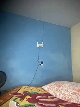 Lolacavalona online show from October 2025 08:26:01 PM