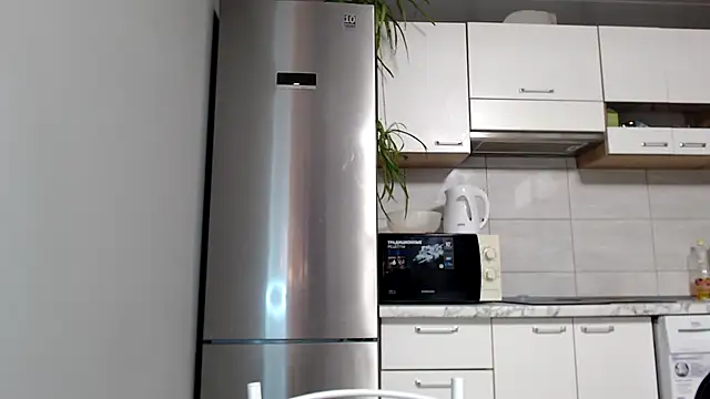 Snapshot of SierraSky_ chatting on December 2024 06:16:01 PM SierraSky online show from December 2024 06:16:01 PM