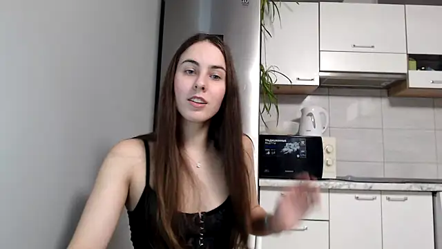 Snapshot of SierraSky_ chatting on December 2024 06:13:01 PM SierraSky online show from December 2024 06:13:01 PM