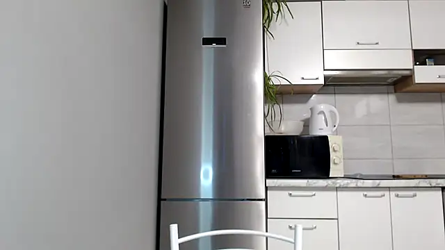 Snapshot of SierraSky_ chatting on February 2025 06:08:02 PM SierraSky online show from February 2025 06:08:02 PM