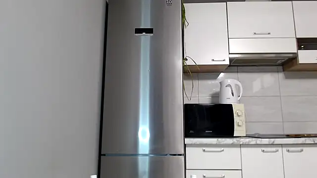 Snapshot of SierraSky_ chatting on September 2025 05:13:01 PM SierraSky online show from September 2025 05:13:01 PM