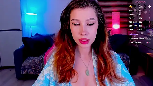 tenderdreams online show from December 2025 05:42:02 PM