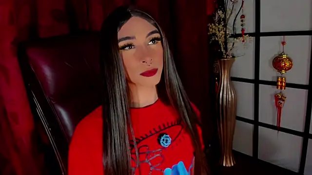 Snapshot of AdharaaMoon chatting on December 2024 05:17:02 AM AdharaaMoon online show from December 2024 05:17:02 AM