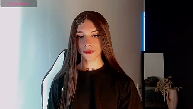 Snapshot of AdharaaMoon chatting on December 2024 07:32:01 PM AdharaaMoon online show from December 2024 07:32:01 PM