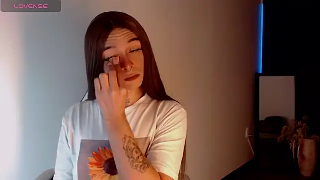 Snapshot of AdharaaMoon chatting on January 2025 07:29:02 PM AdharaaMoon online show from January 2025 07:29:02 PM