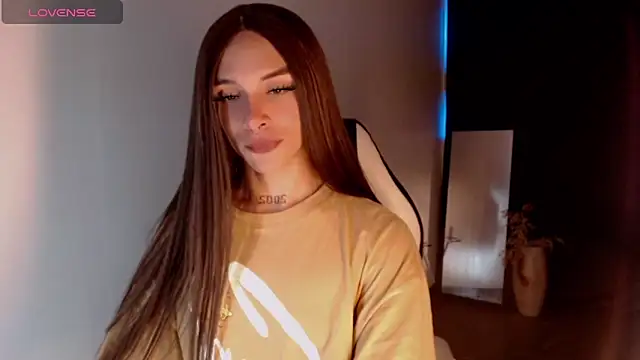 Snapshot of AdharaaMoon chatting on January 2025 07:28:01 PM AdharaaMoon online show from January 2025 07:28:01 PM