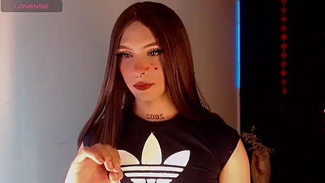 Snapshot of AdharaaMoon chatting on February 2025 03:20:01 AM AdharaaMoon online show from February 2025 03:20:01 AM