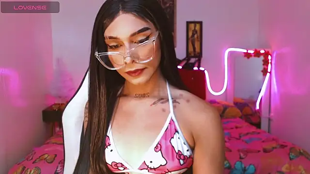 Snapshot of AdharaaMoon chatting on November 2025 07:16:02 PM AdharaaMoon online show from November 2025 07:16:02 PM