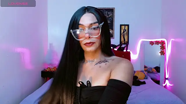 Snapshot of AdharaaMoon chatting on December 2025 07:09:01 PM AdharaaMoon online show from December 2025 07:09:01 PM