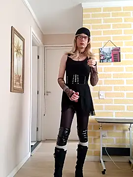 cdzinhasusan online show from October 2025 05:00:01 PM