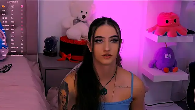 Snapshot of LaylaBrown chatting on September 2025 07:47:01 PM LaylaBrown online show from September 2025 07:47:01 PM