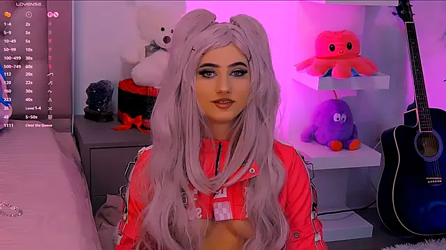 Snapshot of LaylaBrown chatting on September 2025 07:15:02 PM LaylaBrown online show from September 2025 07:15:02 PM