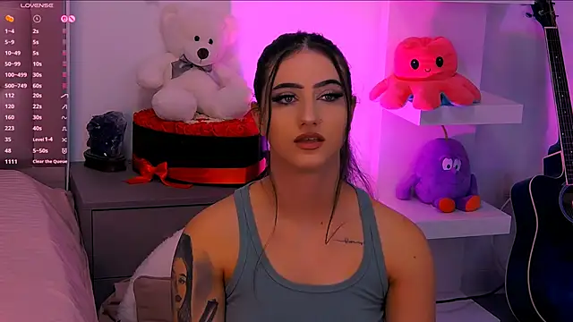 Snapshot of LaylaBrown chatting on September 2025 08:43:02 PM LaylaBrown online show from September 2025 08:43:02 PM