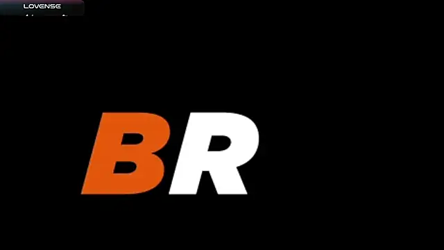 Snapshot of danna_v chatting on February 2025 08:01:01 AM danna v online show from February 2025 08:01:01 AM