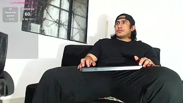 willian m777 online show from December 2025 04:18:02 AM