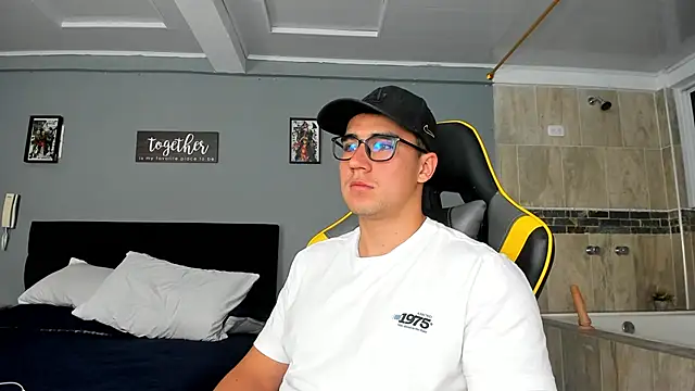 owengray2n online show from January 2025 06:20:02 AM