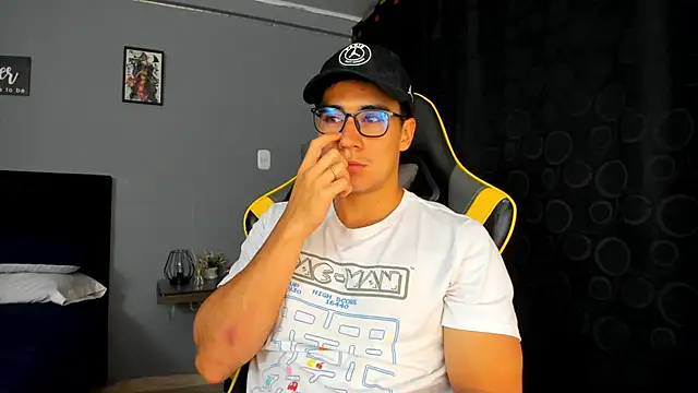 owengray2n online show from September 2025 02:22:02 AM