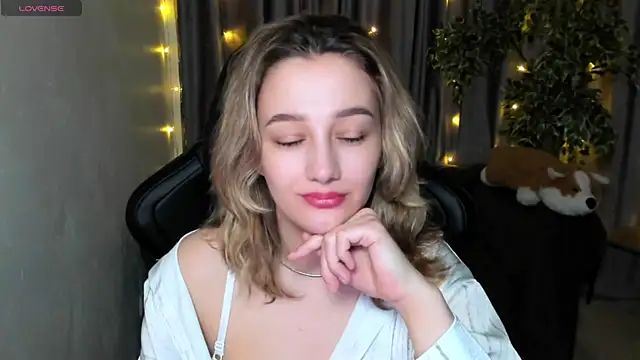 Sinty Noria online show from March 2025 01:12:01 AM